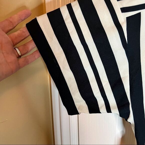 Felicity & Coco Sterling W/Tie Dress Size Large. - Picture 6 of 8